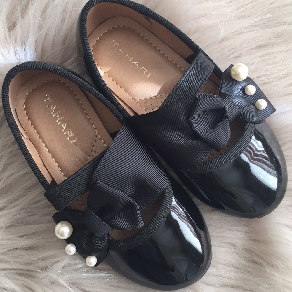Tahari Faux Pearl Bow Ballet Flat Shoes